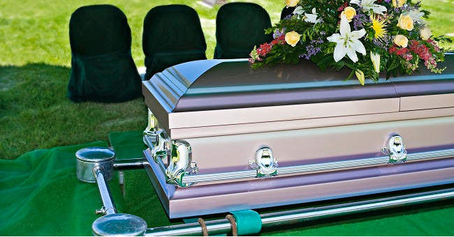 Nhiễm “hơi lạnh” đám ma sẽ dễ mang bệnh?