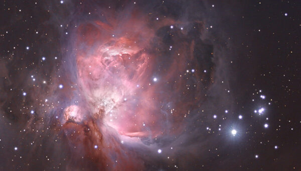 Năm ánh sáng là gì? Một năm ánh sáng bằng bao nhiêu km?