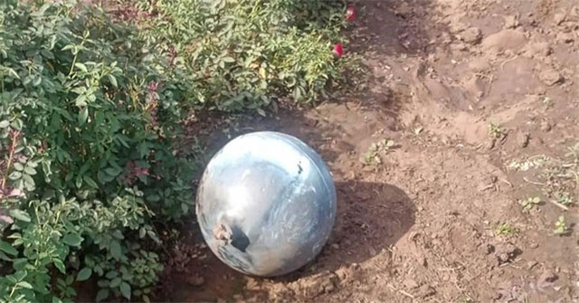 Bí ẩn những vật thể kim loại khổng lồ liên tiếp rơi xuống Ấn Độ, liệu có phải điềm báo của vũ trụ?